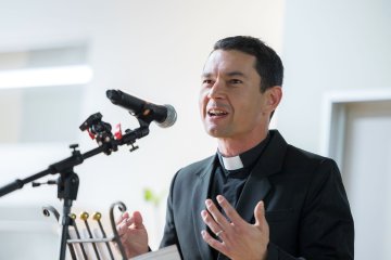 Speaking at the Auckland City Mission